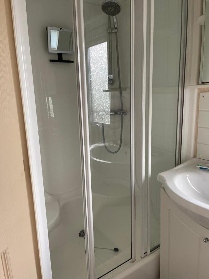 Immaculate 2-Bed Static Caravan At Monrieth Newton Stewart Exterior foto